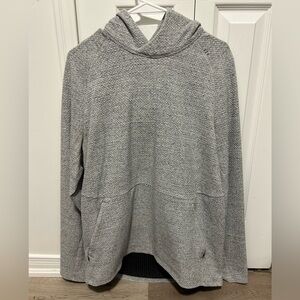 Lululemon Men's Grey Large Sweater